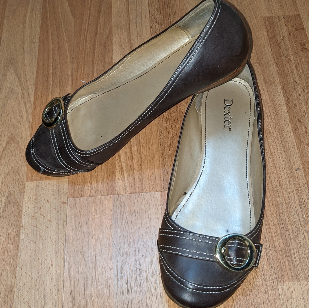 Size 8 Chocolate Brown Dexter Flats